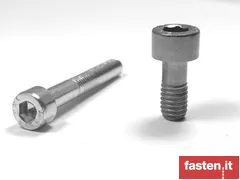 Socket cap fasteners, six lobe recess